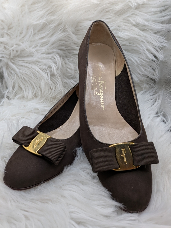 Salvatore Ferragamo Shoes - Salvatore Ferragamo Brown Suede Pumps with Gold Logo Buckle – Size 6.5 Fits 7US